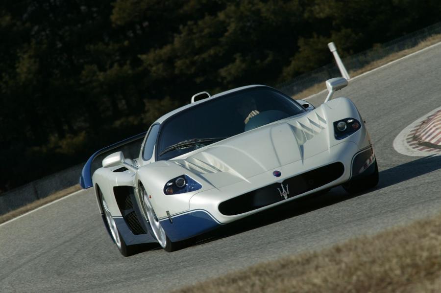  Maserati MC-12 2004 года  (фото 48 из 53)